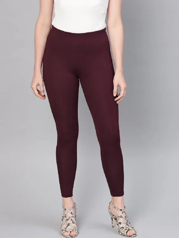 Women's Tight Trousers with Rhinestone Embellishments in Silver for a Sparkly LookBurgundy Pintuck Jegging