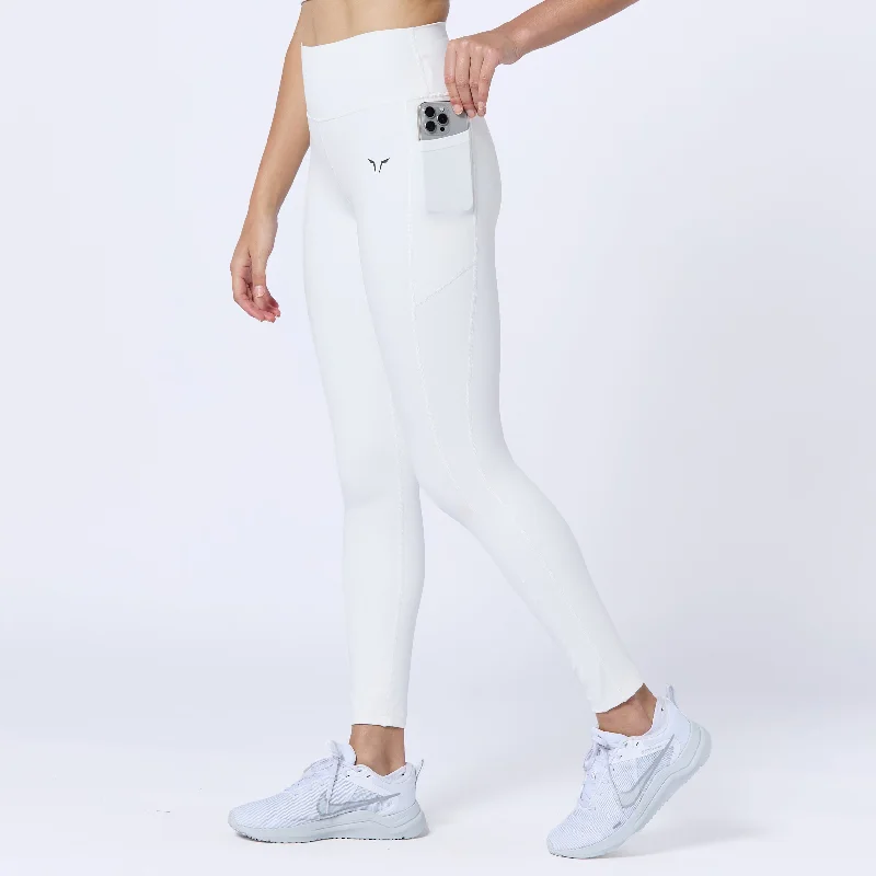 Plus Size Women's Embroidered Tight Trousers in White for a Feminine and Elegant StyleEssential Double Layered Leggings 27" - Pearl White