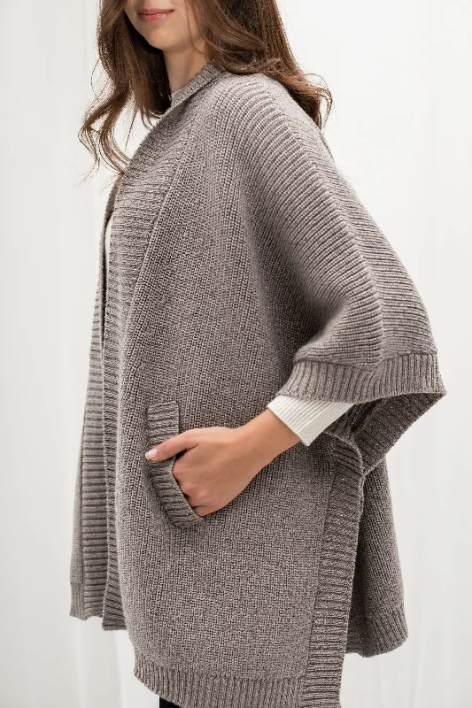 cropped women cardigan to pair with high - waisted jeansPoncho women made of natural fibers