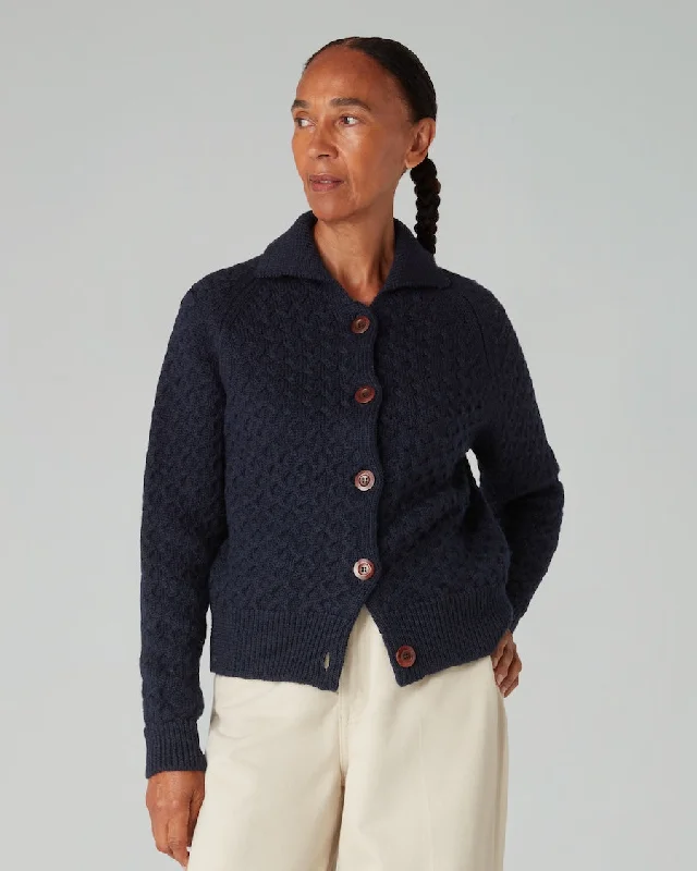 v neck women cardigan to elongate the necklineThe CHEVIOT 01 - Navy