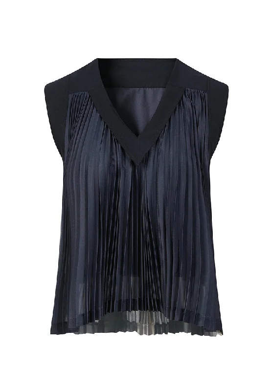 Ringer T Shirt Women with Retro - Inspired StripesAce Sleeveless Pleated Top