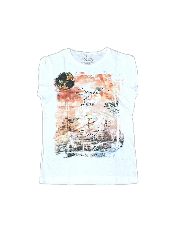 Crop Top Women T Shirt to Pair with High - Waisted BottomsCalifornia Vintage sunset love white t-shirt