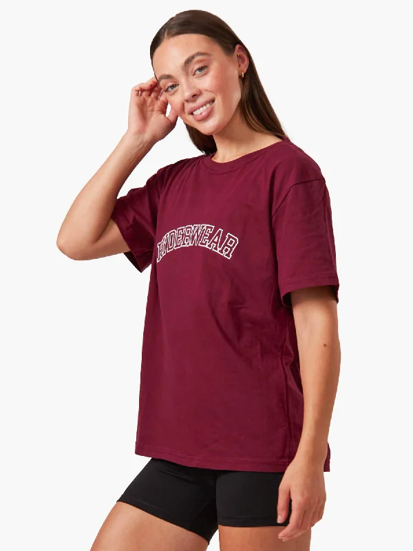 Distressed Women T Shirt with a Laid - Back AestheticOversized T-Shirt - Maroon