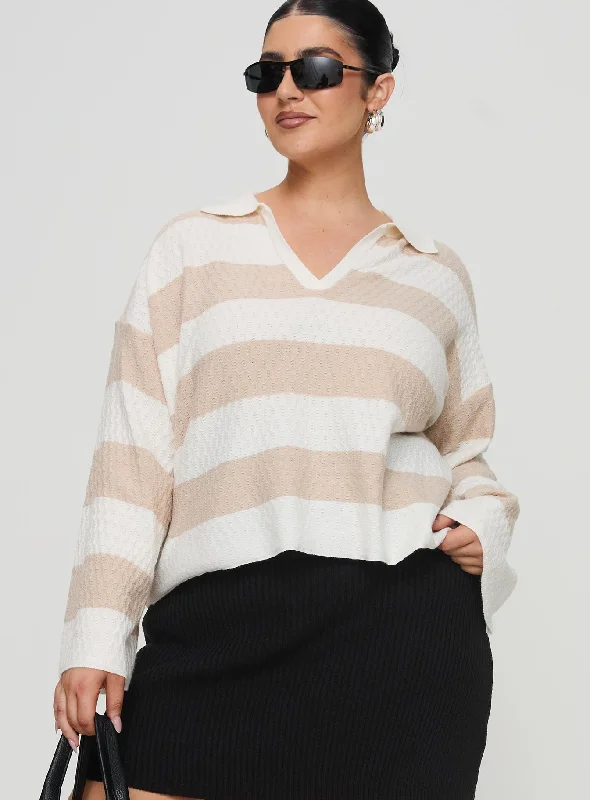 Plus Size Women's Embroidered Sweaters in Ethnic StylesRick Sweater White / Beige Curve