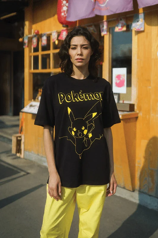 Muscle Women T Shirt for a Sporty and Casual LookThunderbolt Pikachu Oversized T-shirt