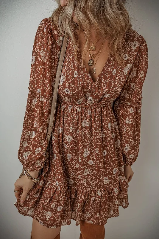 Sheath Women Dress with a Tailored Fit for a Professional LookBoho Floral Mini Dress