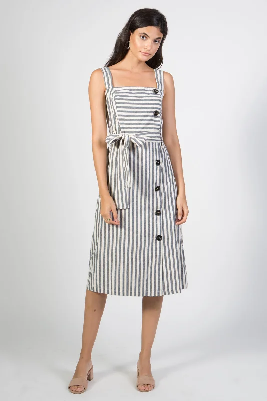 Ruffled Women Dress with Multiple Layers for a Playful and Girly StyleStriped Cotton Dress with Belt