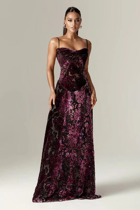 Pleated Women Dress with a Timeless and Elegant TextureVictoria Rose Velvet Maxi Dress (Rose Print)