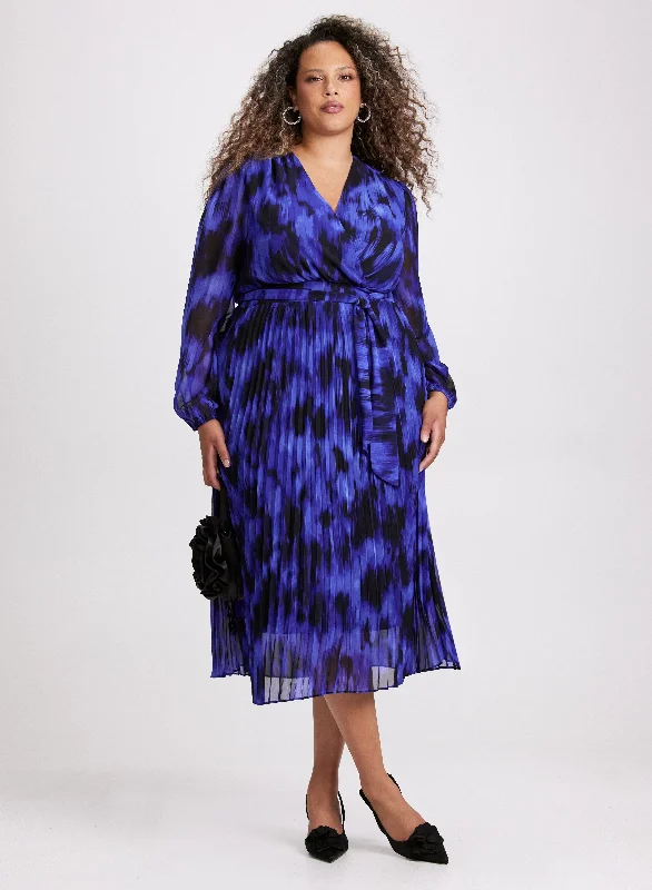 Midi dresses with cold - shoulder cutouts for a trendy styleJoseph Ribkoff - Abstract Print Crossneck Dress