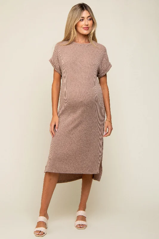 Midi dresses with puff sleeves for a vintage - inspired lookMocha Ribbed Short Sleeve Maternity Midi Dress