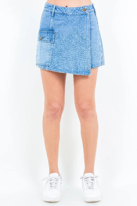 Women's Printed Floral Linen Shorts in Pastel Colors for a Summer Beach OutfitAmerican Bazi Cargo Pocket Denim Skort