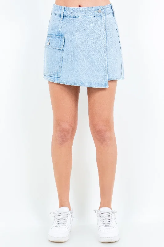 Plus Size Women's Denim Cut - off Shorts with Frayed Edges for a Casual and Laid - Back VibeAmerican Bazi Cargo Pocket Mini Skort