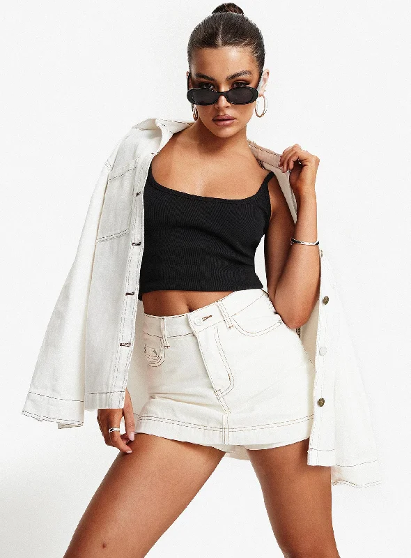 Plus Size Women's Denim Shorts with a Button - Fly in Dark Indigo for a Durable and Timeless StyleKatlynne Denim Mini Skort White