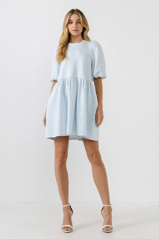 Mini dresses with puff sleeves for a vintage lookMini Gingham Scrunched Dress