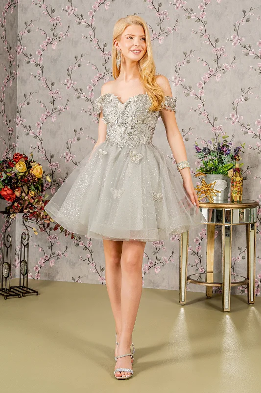 Cocktail dresses with a keyhole back and a midi - lengthHomecoming Short Cocktail Glitter Prom Dress