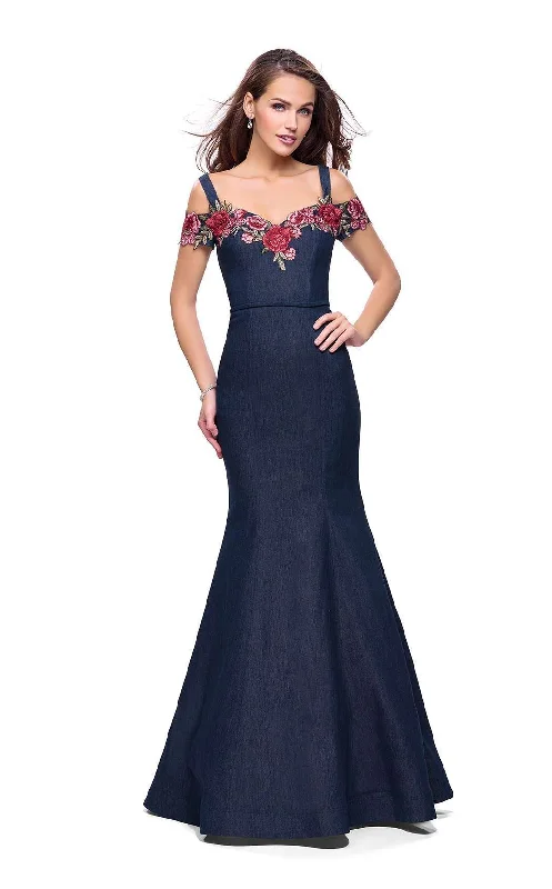 Formal dresses with geometric patterns and metallic accents for a modern formal affairLa Femme 25753 Dress