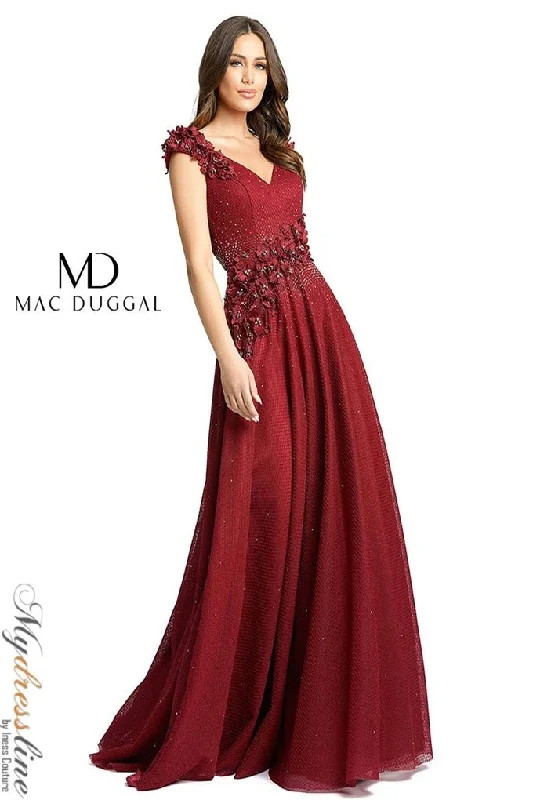 Formal dresses with ruched back panels and button - down fronts for a unique and flattering fitMac Duggal 11152D