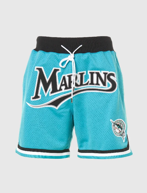 Bermuda Women Shorts for a Classic and Sophisticated LookTAMPA RAYS SHORTS