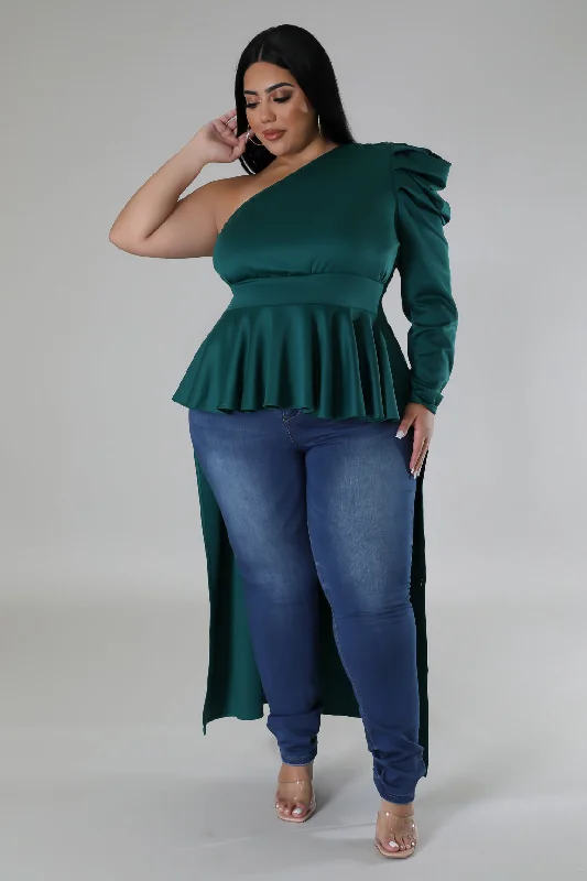 Plus - Size Bodysuits with a Comfortable and Flattering FitSiani Tunic Top